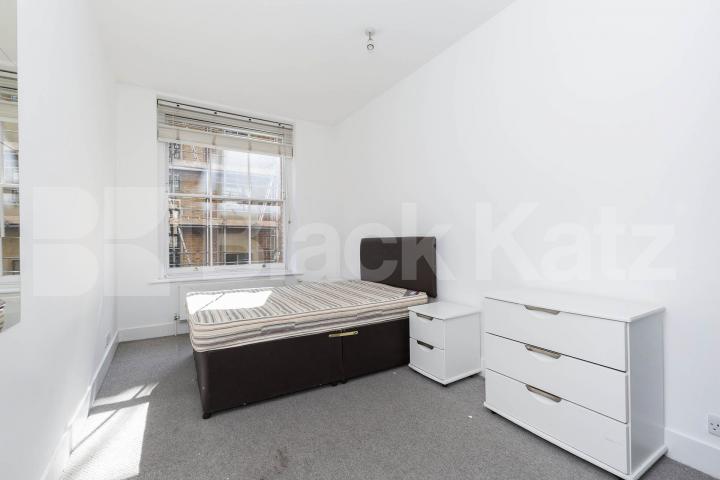 Stunning and spacious 3 bed warehouse conversion in the popular Clerkenwell area Great Sutton Street , Clerkenwell / Farringdon